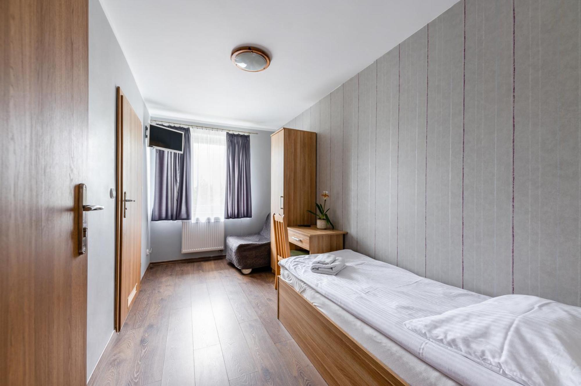 Sleep&Go Bed and Breakfast Lubliniec Exteriör bild