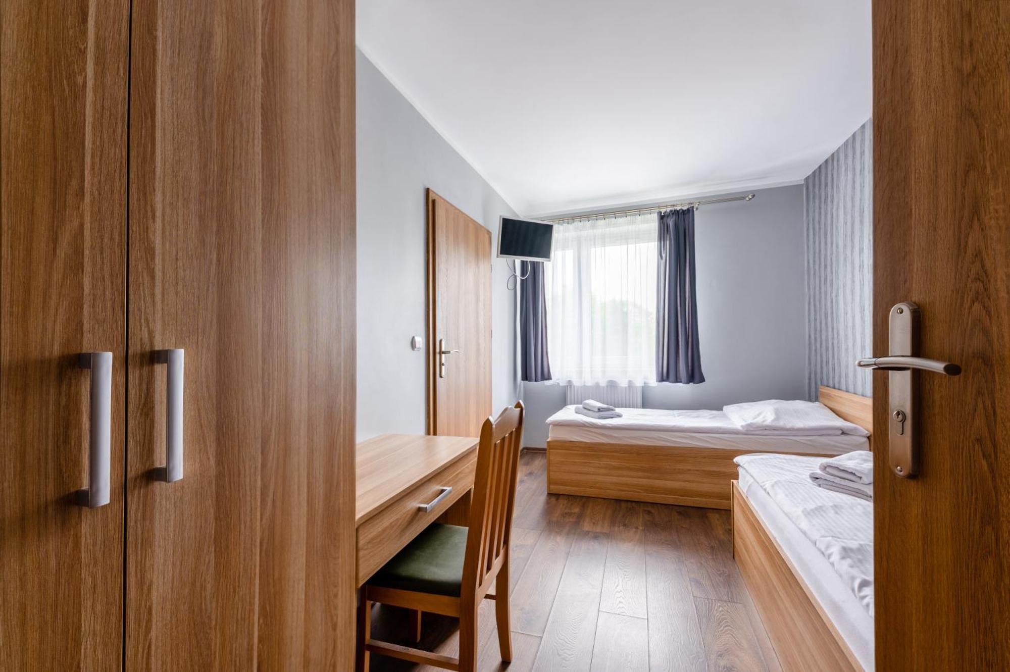Sleep&Go Bed and Breakfast Lubliniec Exteriör bild